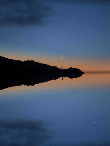 奥利韦拉山的倒影图片下载