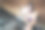 健康和运动的年轻女性在健身房使用锻炼机器的肖像(此图像用于健身和锻炼的概念)图片下载