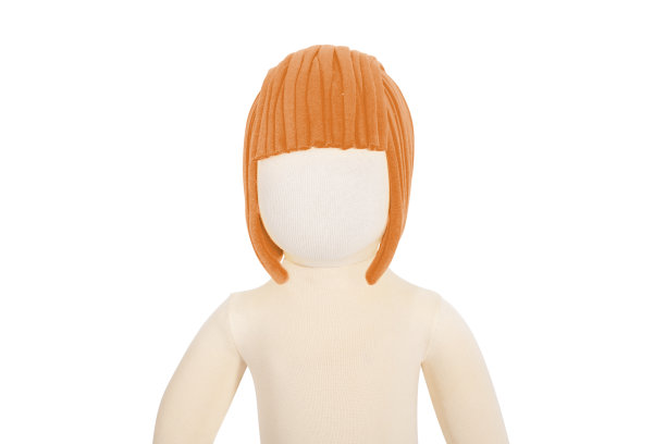 布儿童人体模型/娃娃隔离在白色图片下载