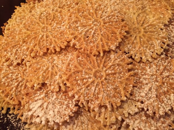 节日披塞尔，意大利的欢乐图片下载