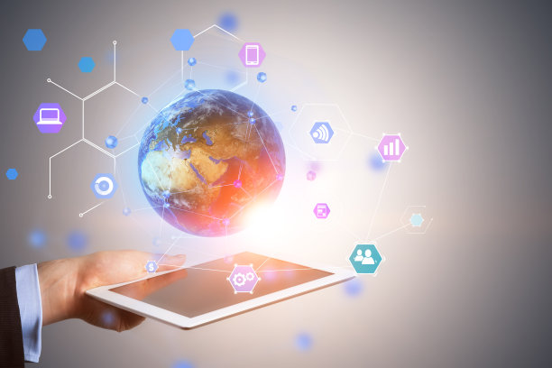 手握平板电脑，高科技地球图片下载