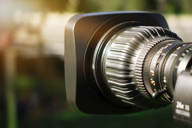 摄像机镜头-室外电视演播室-对焦镜头图片下载