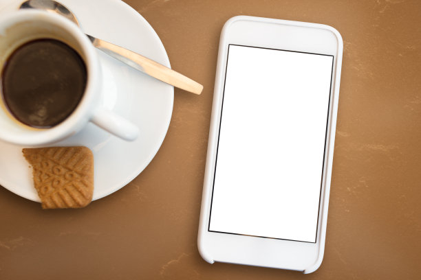 智能手机与黑屏POV与咖啡图片下载