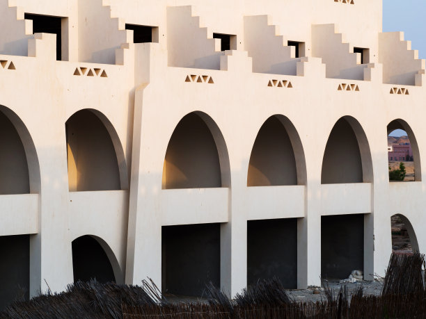 埃及红海的建筑施工：未完工的酒店图片下载