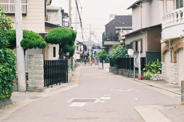 安静的街道图片下载