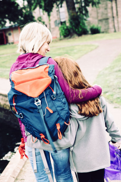 祖母和孙女图片下载