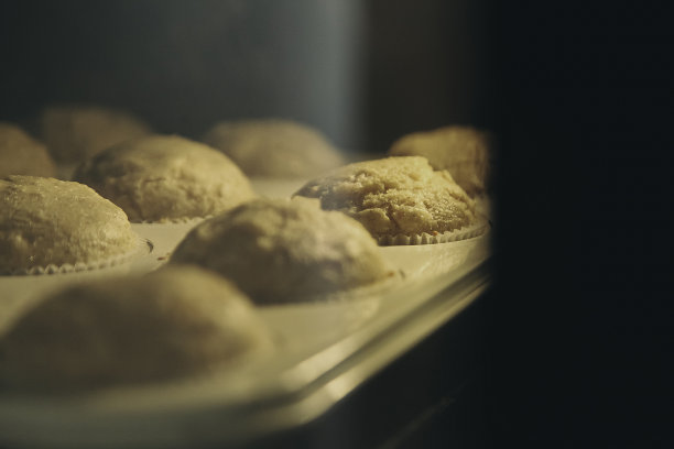 用烤箱烤松饼图片下载