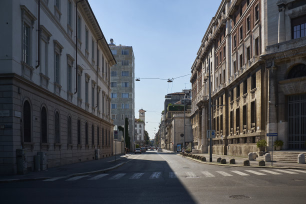 八月在米兰图片下载