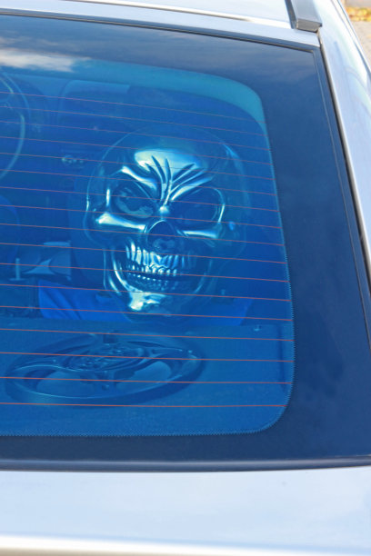 鬼鬼祟祟的万圣节面具图片下载