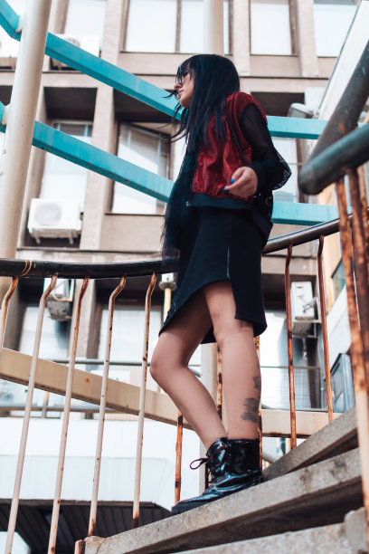 街道的城市看看图片下载