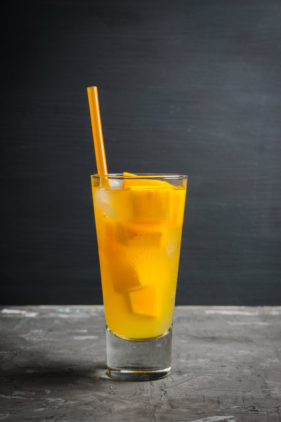 冰冷的南瓜鸡尾酒图片下载