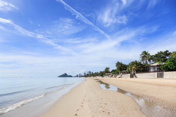 华欣海滩阳光明媚图片下载