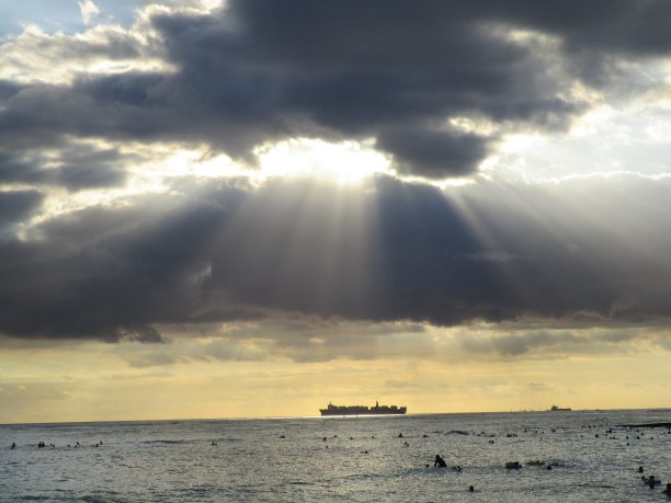 只是另一个灰暗的日子图片下载