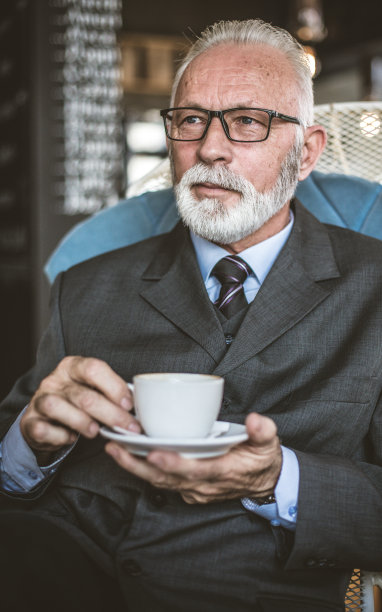 请自己。图片下载