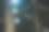 在音乐厅或会议室的麦克风柔和和模糊风格的背景。麦克风上方是会场或会议室背景的抽象模糊照片。图片下载