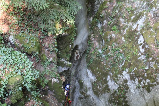 魔鬼桥-贝勒库姆-萨瓦图片下载