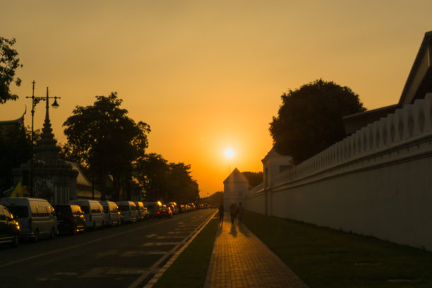 曼谷的太阳下山了图片下载