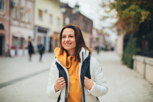 与背包旅游图片下载