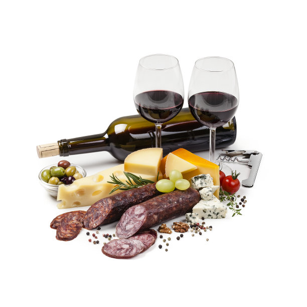 西班牙香肠，奶酪和葡萄酒孤立的白色背景图片下载