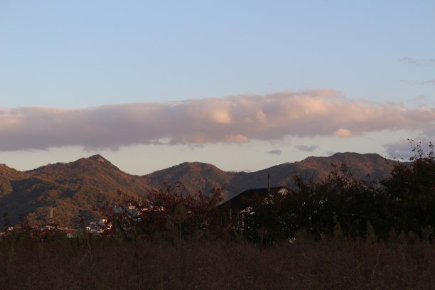 云像山上的毯子图片下载