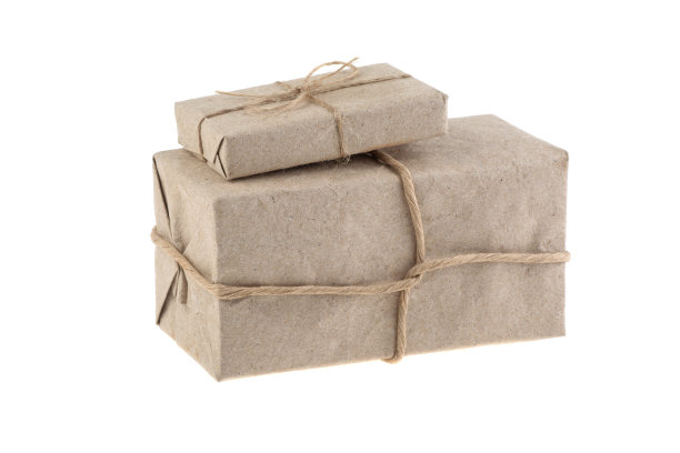包裹孤立在白色背景上图片下载