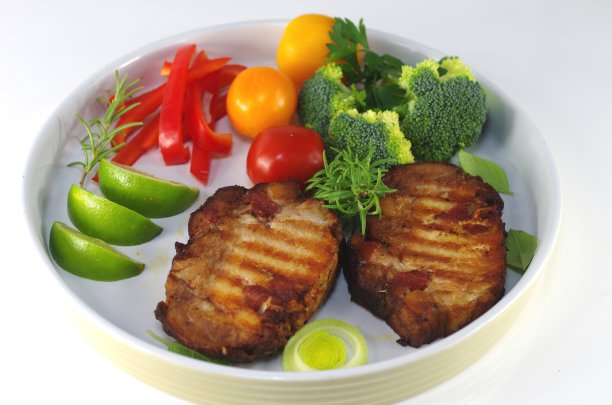 烤两排猪排图片下载