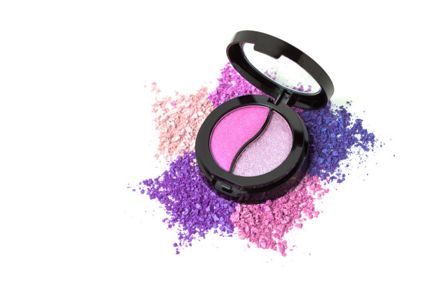 柔和的粉色眼影调色板上孤立的白色。图片下载