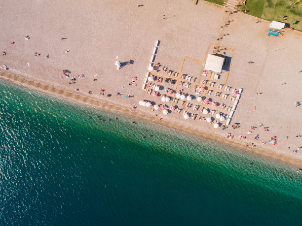 土耳其安塔利亚海滩正上方图片下载