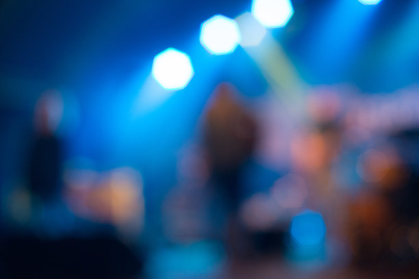模糊的舞台在一个免费的户外音乐会在欧洲。图片下载
