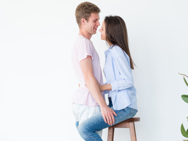 夫妻沟通，幸福相爱的关系图片下载