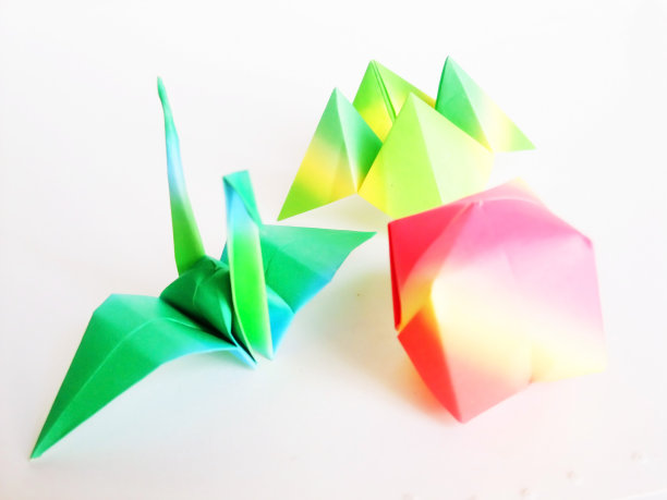 折叠纸工作图片下载