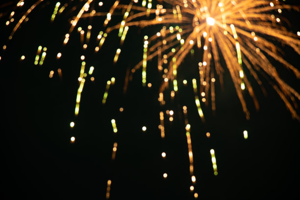 鞭炮庆祝新年排灯节图片下载