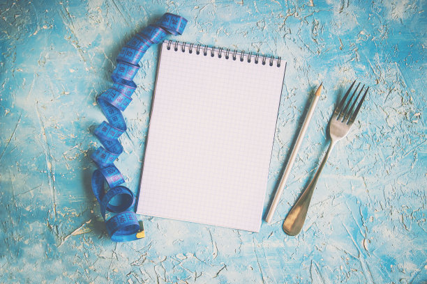 减肥。有选择性的重点。食品和饮料。图片下载