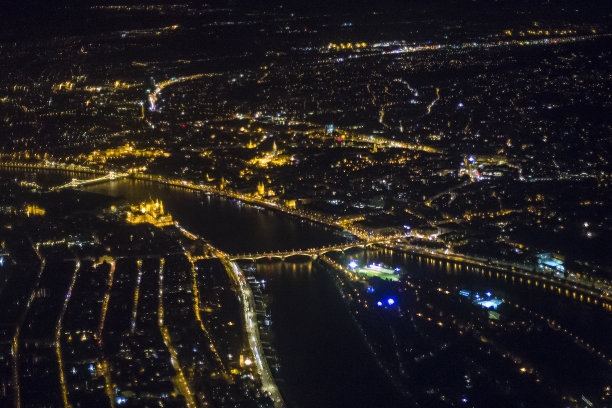 晚上布达佩斯图片下载