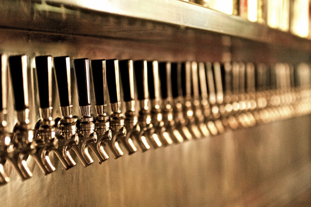 啤酒水龙头图片下载