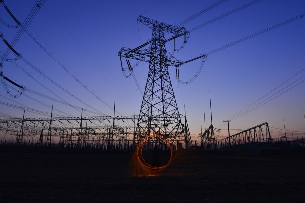 钢羊毛迸出火花图片下载