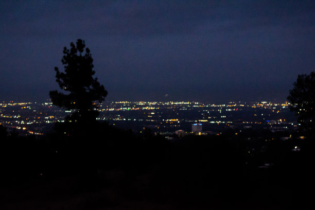 山的恩图片下载