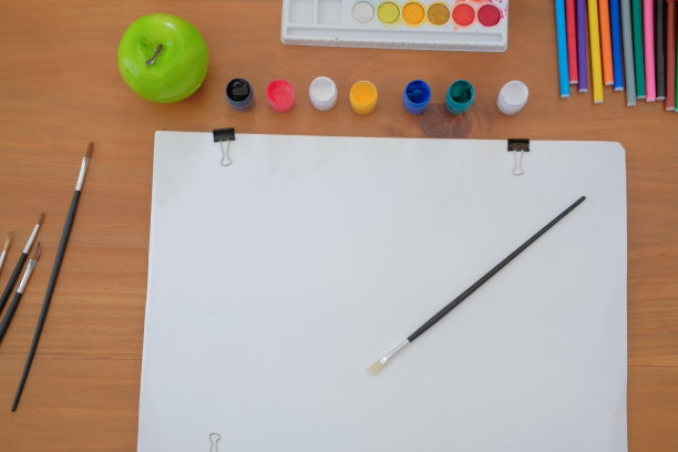 水彩画用的油漆笔刷纸水彩毡尖笔。爱好及休闲活动图片下载