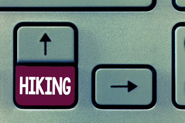 显示健行概念的手写。商业图片文字徒步长途，特别是穿越国家的徒步善良的运动图片下载