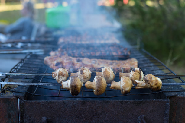 烤蘑菇图片下载