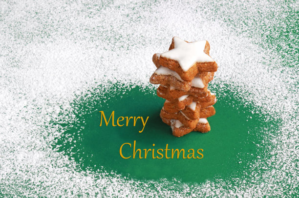 圣诞快乐，绿色和白色的迎宾车和星星饼干图片下载
