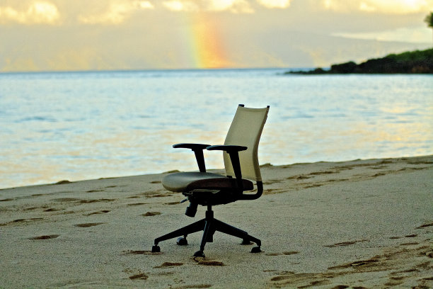 卫星办公室图片下载