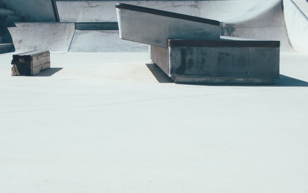 城市滑板公园图片下载