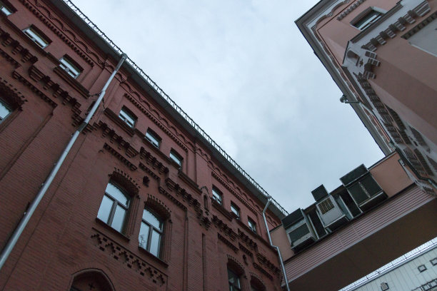 院子里的天空图片下载