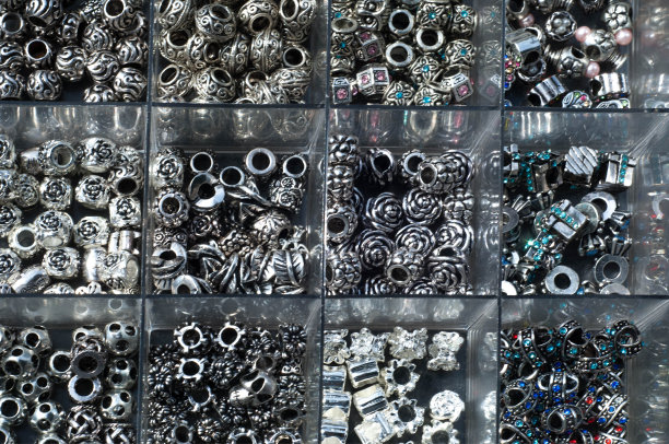 跳蚤市场，金属制品，艺术品，插图，照片，或其他非文字材料准备列入出版物。图片下载