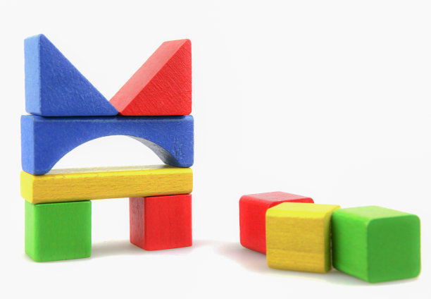 孩子们玩耍的木块图片下载