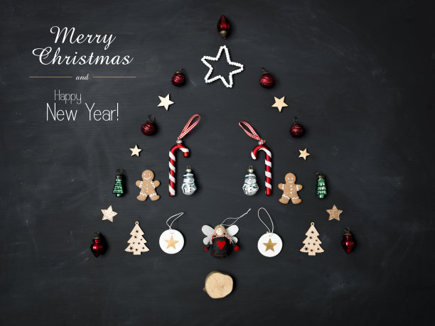 圣诞快乐的字母和圣诞树形状的不同的圣诞装饰项目图片下载