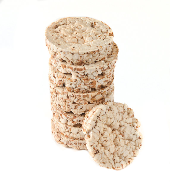 脆圆膳食荞麦米健康面包孤立在白色背景。减肥的食物。图片下载