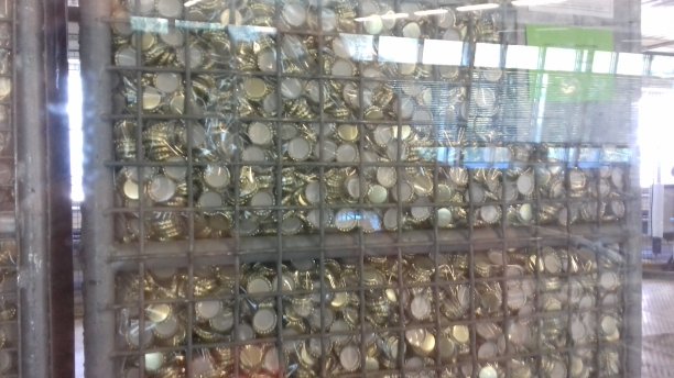 比尔布劳雷·切基恩·百威图片下载