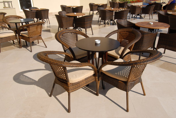 咖啡馆的椅子图片下载